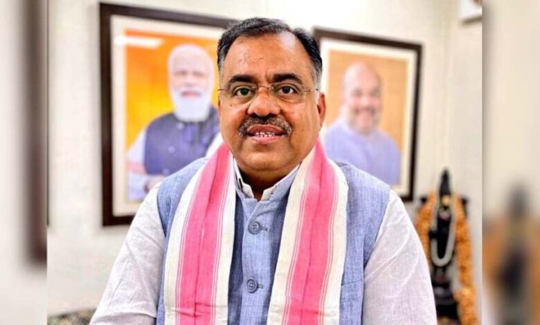 भाजपा-नेता-ने-कहा-असदुद्दीन-ओवैसी-धर्म-के-नाम-पर-देश-को-गुमराह-करना-बंद-करें