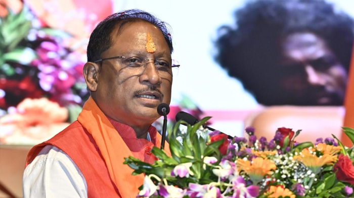 योग-आयोग-के-नवनिर्वाचित-अध्यक्ष-के-शपथ-ग्रहण-में-शामिल-हुए-मुख्यमंत्री-श्री-विष्णु-देव-साय