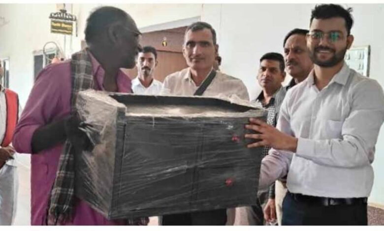 संत-रविदास-चर्मशिल्प-योजना-:-सरकारी-सहायता-से-भुलऊ-की-नई-उड़ान