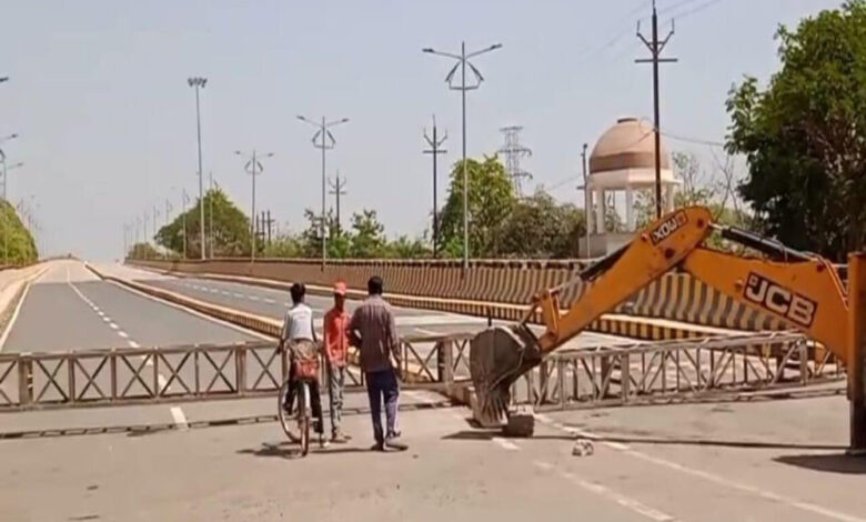 ब्रिज-का-लोकार्पण-माननीय-के-इंतजार-में-अटका,-जनता-में-रोष-,दिया-अल्टीमेटम,-हाई-कोर्ट-में-याचिका-दायर