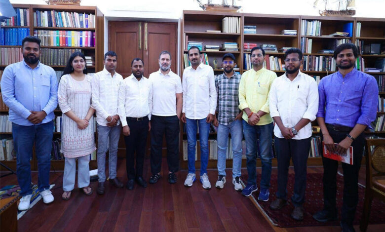 ओबीसी-सशक्तिकरण,-आरक्षण-एवं-व्यवसायिक-अवसरों-पर-राहुल-गांधी-जी-से-महत्वपूर्ण-बैठक