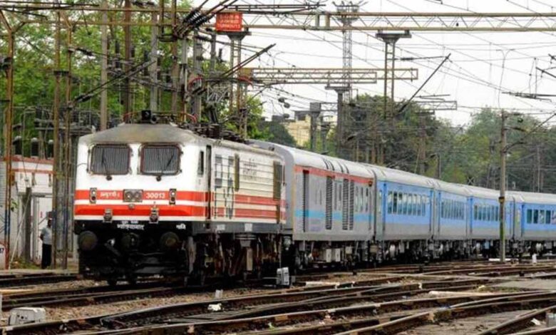 08611/08612-संत्रागाछी–अजमेर–संत्रागाछी-साप्ताहिक-ग्रीष्मकालीन-विशेष-ट्रेन-(03-03-ट्रिप)