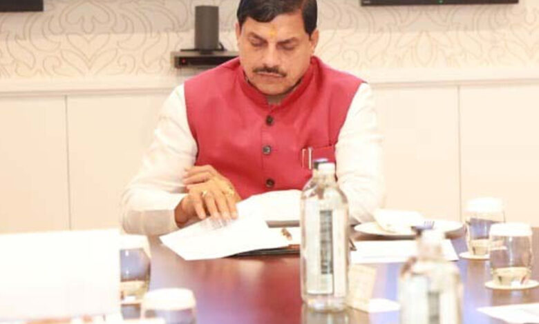 मोहन-सरकार-आजादी-के-पहले-से-लागू-9-विभागों-के-नियमों-और-अधिनियमों-में-बदलाव-करना-चाहती