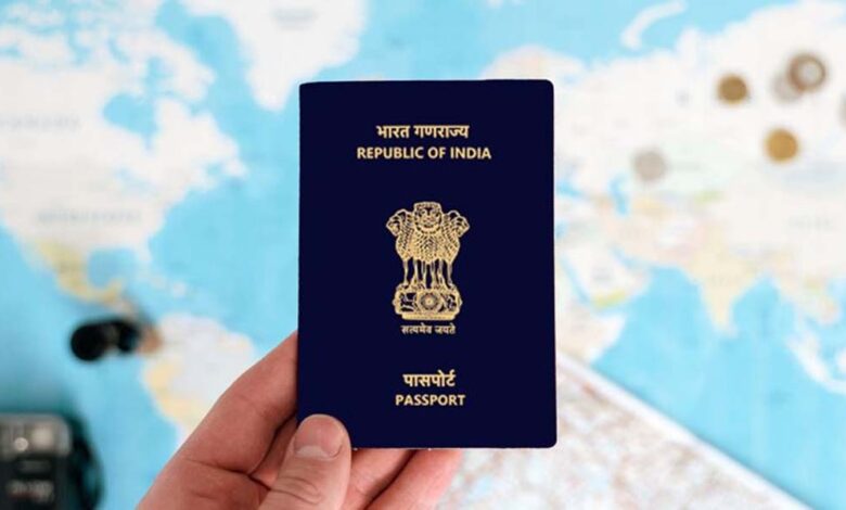 पासपोर्ट-में-जीवनसाथी-का-नाम-जुड़वाने-की-प्रक्रिया-अब-बेहद-आसान,-सरकार-ने-खत्म-कर-दी-एक-मजबूरी