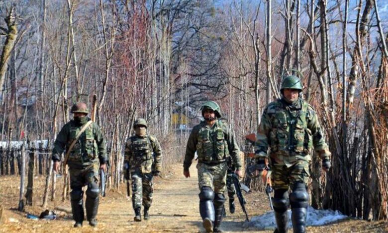j-k-में-आतंकियों-के-साथ-मुठभेड़-में-घायल-जवान-हुए-शहीद,-सैन्य-कार्रवाई-में-दो-और-आतंकी-ढेर