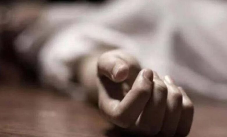बुजुर्ग-ने-फिनायल-की-गोलियां-खाकर-जान-दी,-पत्नी-और-लिव-इन-पार्टनर-में-था-झगड़ा