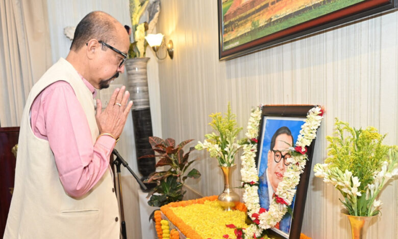राज्यपाल-ने-भारत-रत्न-डॉ.-भीमराव-अंबेडकर-को-दी-श्रद्धांजलि-राज्यपाल-श्री-रमेन-डेका