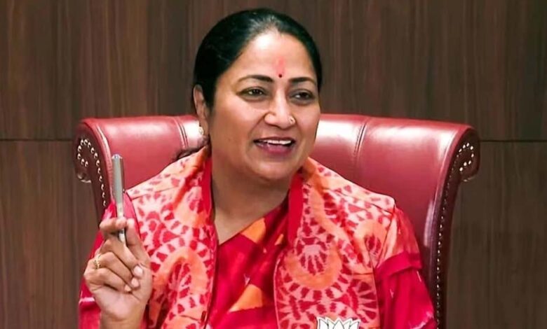 दिल्ली-के-प्राइवेट-स्कूलों-द्वारा-फीस-बढ़ाए-जाने-के-मुद्दे-पर-पिछले-काफी-दिनों-से-सियासत-गरमाई,-अब-ऐक्शन-की-तैयारी