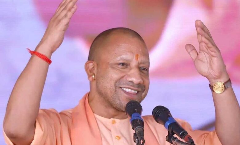 बंगाल-जल-रहा-मुख्यमंत्री-चुप,दंगाइयों-को-शांतिदूत-कहती-हैं,-लातों-के-भूत-बातों-से-नहीं-मानेंगे:-cm-योगी