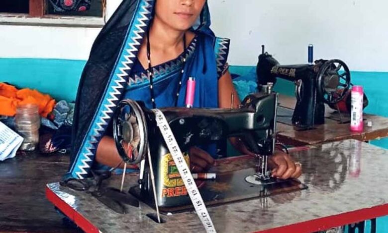 बिहान-योजना-की-बदौलत-गांव-की-महिलाएं-बन-रही-हैं-उद्यमिता-की-प्रतीक