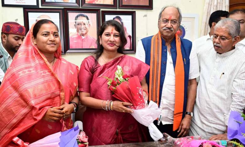 रायपुर-:-डॉ.-वर्णिका-शर्मा-ने-छत्तीसगढ़-बाल-अधिकार-संरक्षण-आयोग-के-अध्यक्ष-का-पदभार-ग्रहण-किया