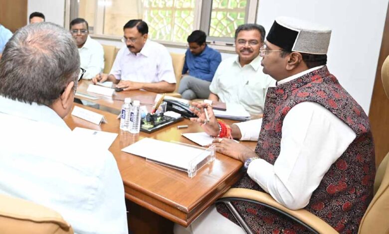 केन्द्रीय-मंत्री-अमित-शाह-के-निर्देशों-के-परिपालन-में-उच्च-स्तरीय-बैठक