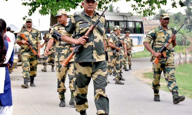 कलकत्ता-हाई-कोर्ट-का-कहना-है-कि-हिंसा-प्रभावित-पश्चिम-बंगाल-के-मुर्शिदाबाद-जिले-में-केंद्रीय-बलों-की-तैनाती-अभी-बनी-रहेगी