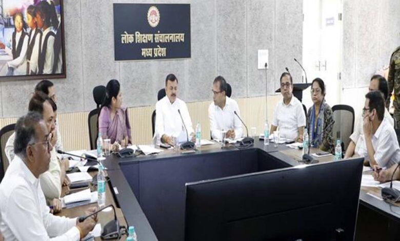 स्कूल-शिक्षा-की-गुणवत्ता-के-लिये-विद्यार्थियों-से-जुड़े-सभी-कार्य-निर्धारित-कैलेण्डर-के-अनुसार-पूरे-हों-:-स्कूल-शिक्षा-मंत्री-सिंह