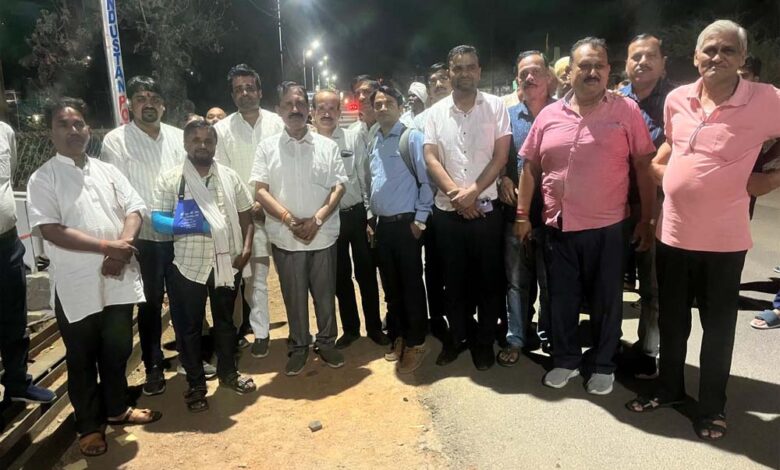 एमबी-पावर-(मध्य-प्रदेश)-लिमिटेड-द्वारा-जैतहरी-चौक-से-प्लांट-गेट-नंबर-2-तक-लगाए-गए-स्ट्रीट-लाइट्स