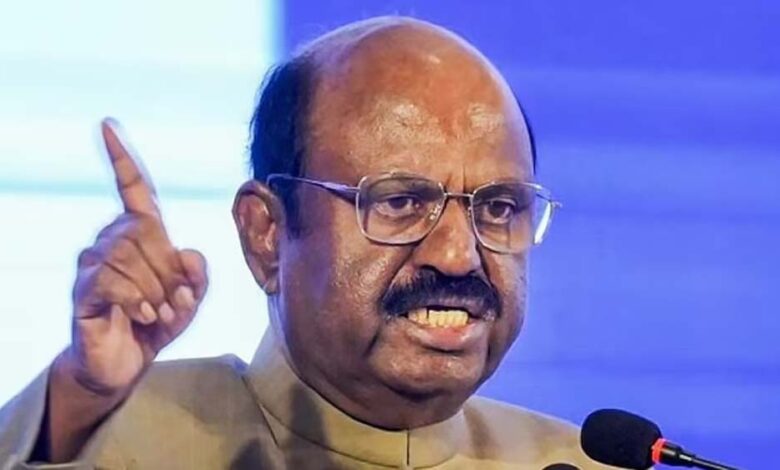 राज्यपाल-सीवी.-आनंद-बोस-हिंसा-प्रभावित-परिवारों-से-मुलाकात-करने-पहुंचे,-कहा-–-‘समाज-में-शांति-स्थापित-करेंगे’
