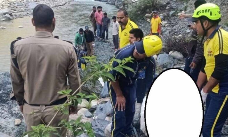 उत्तराखंड-के-चमोली-में-खाई-में-गिरी-कार,-5-लोगों-की-मौत