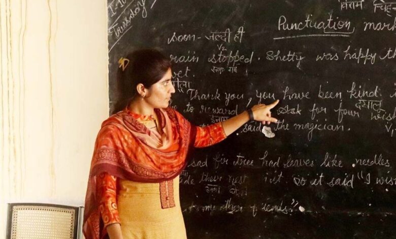 अब-ऑफिस-में-बैठने-वाले-शिक्षक-जाएंगे-स्कूल,-शिक्षा-मंत्री-उदय-प्रताप-सिंह-ने-दिए-निर्देश…