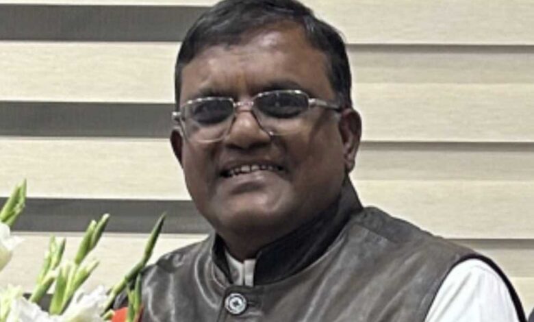 प्रदेश-के-सात-जिला-सहकारी-बैंकों-के-सुदृढ़ीकरण-हेतु-समीक्षा-बैठक-आयोजित