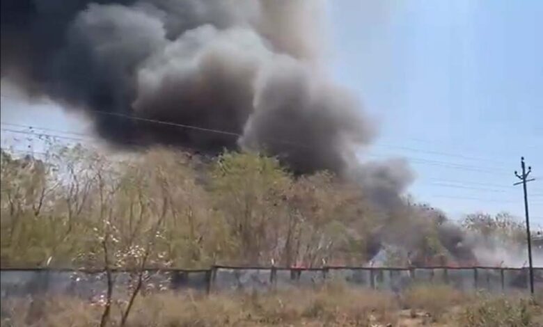 bhel-fire:-भेल-परिसर-में-लगी-भीषण-आग,-ऑयल-टंकियों-में-ब्लास्ट-से-मचा-हड़कंप