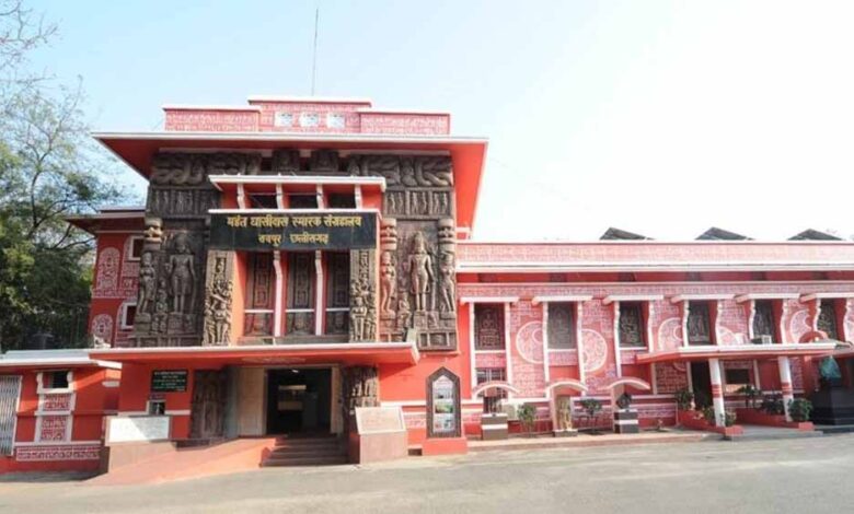 रायपुर-में-12-से-14-अप्रैल-तक-महंत-घासीदास-संग्रहालय-में-वृहद-कला-प्रदर्शनी-का-आयोजन