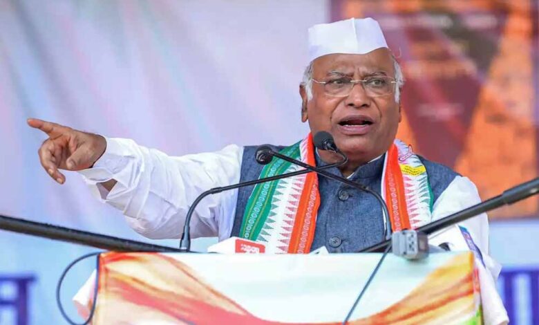 आज-जब-देश-जातीय-न्याय-की-बात-कर-रहा-है,-तब-कांग्रेस-पार्टी-का-यह-दायित्व-बनता-है-कि-वह-इस-विमर्श-को-दिशा-दे:-खरगे