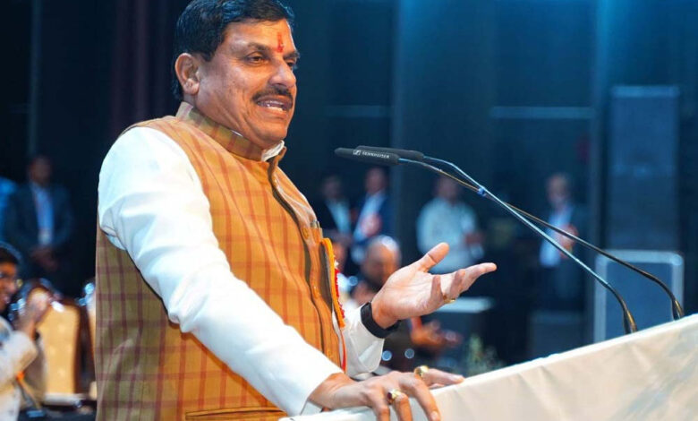 सीएम-डॉ.-मोहन-यादव-ने-लाड़ली-बहनों-के-खाते-में-सिंगल-क्लिक-से-डाली-ladli-behna-yojana-की-24वीं-किस्त