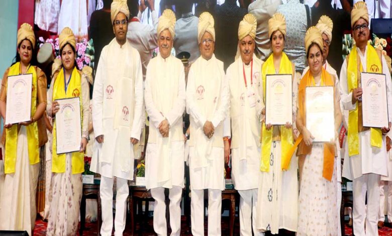 समाज-के-लिए-उपयोगी-और-सक्षम-व्यक्ति-बनाना-ही-शिक्षा-:-राज्यपाल-पटेल