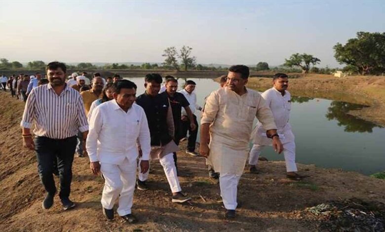जल-गंगा-संवर्धन-अभियान-में-पुराने-जल-स्त्रोतों-का-पुनरूद्धार-पुनीत-कार्य-उप-मुख्यमंत्री-देवड़ा