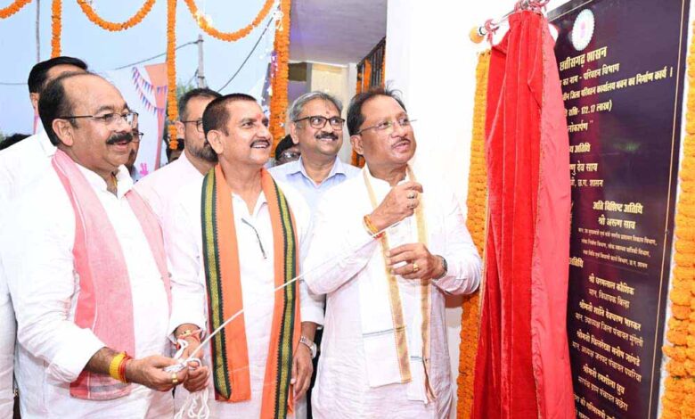 मुख्यमंत्री-साय-ने-किया-मुंगेली-में-नवनिर्मित-जिला-परिवहन-कार्यालय-का-लोकार्पण